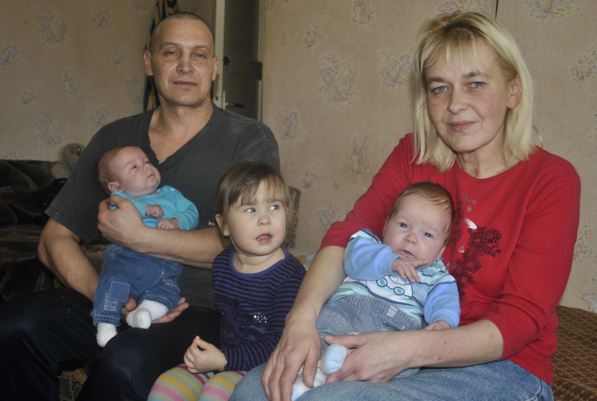 Dvīņu vecākiem Variņu pagastā rūpes ir dubultā