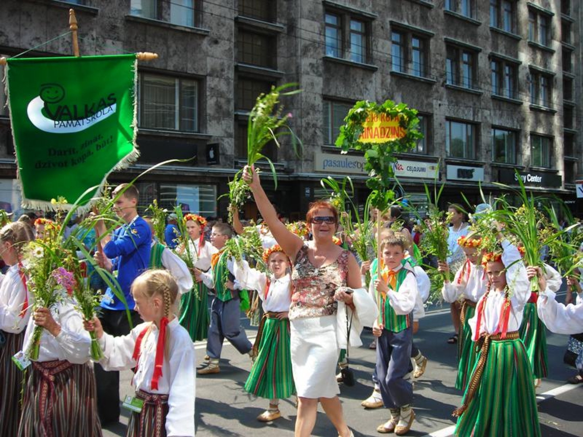 Pārrodas noguruši, bet laimīgi