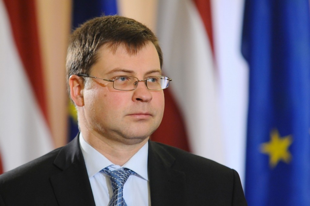 Ņujorkas analītiķi atzinīgi vērtē Latvijas sasniegto ceļā uz eiro ieviešanu