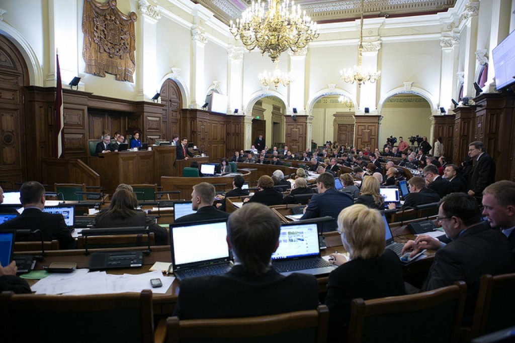 Samazinās deputātu skaitu mazajās pašvaldībās