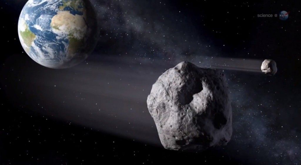 Piektdienas vakarā cieši līdzās Zemei palidos asteroīds