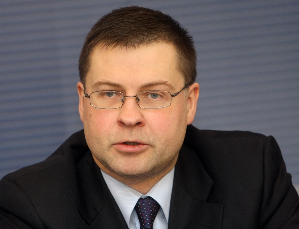 Premjers uzrunājis vairākus satiksmes ministra amata kandidātus