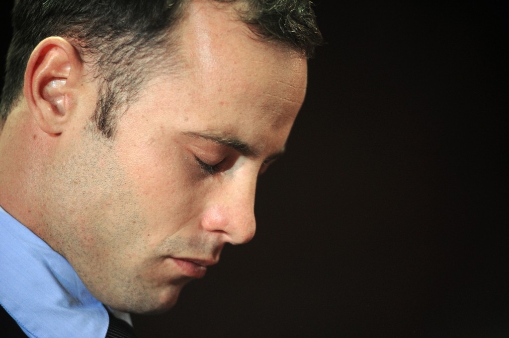 Pistoriusu pēc četras dienas ilgas noklausīšanās tomēr atbrīvo pret drošības naudu