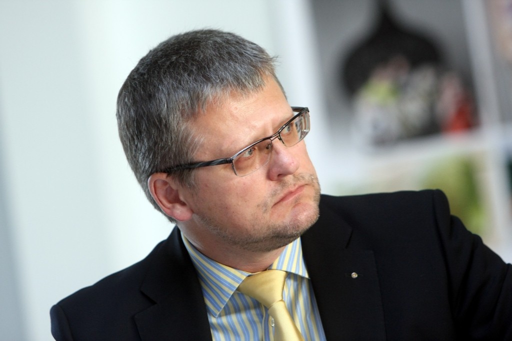 Belēvičs: Sviestam jābūt uz maizes, nevis politikā