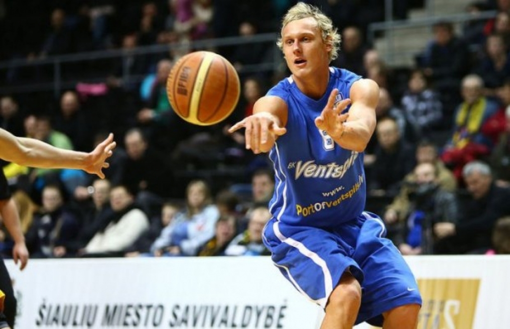 Ventspils basketbolisti dramatiskā cīņā sasniedz BBL pusfinālu