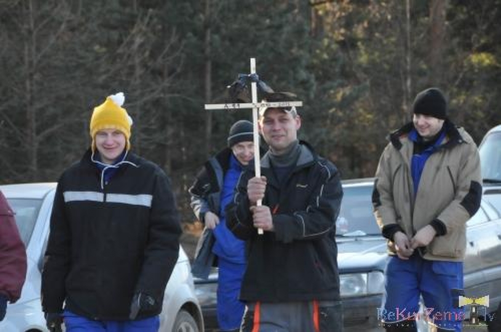 Pirms protesta akcijas bedres uz Liepājas-Rucavas ceļa pēkšņi «pazūd»
