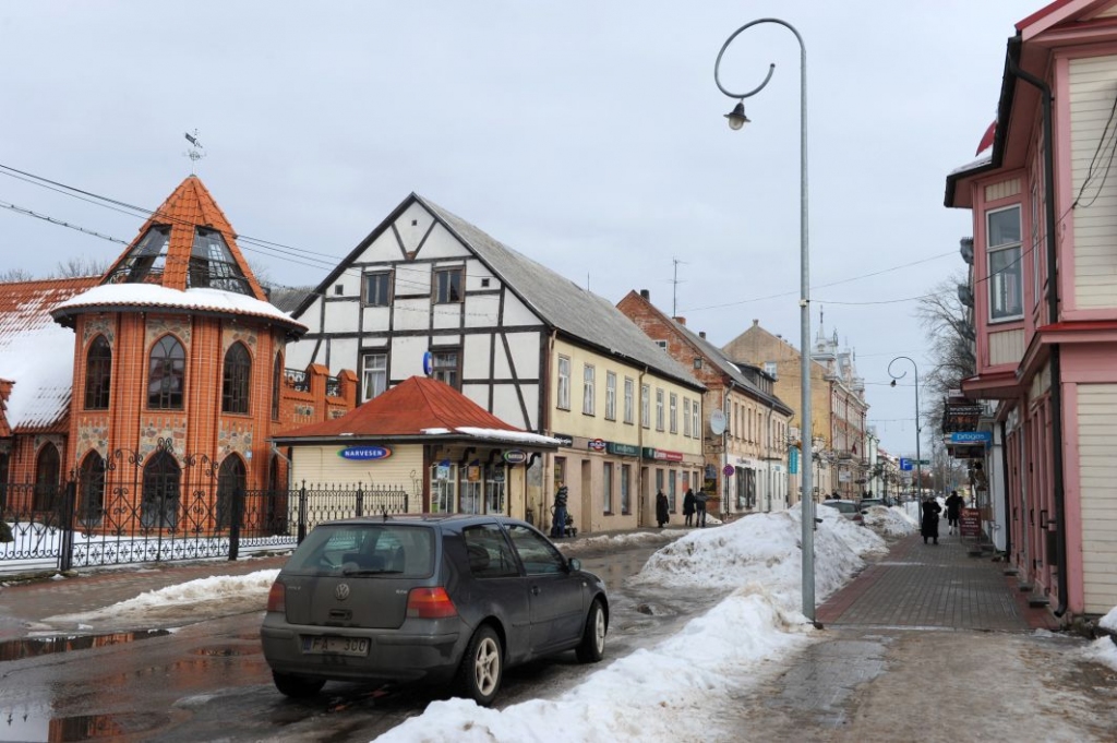Aktīvā dzīve no Tukumā vēsturiskā centra pārceļas uz lielveikalu