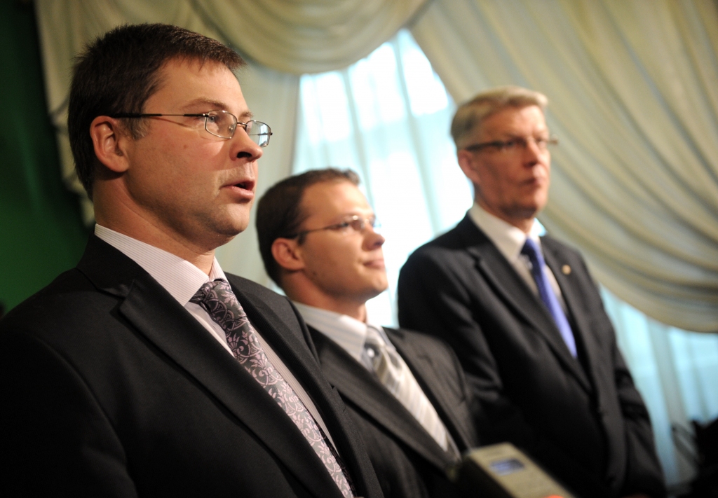61 % iedzīvotāju atbalsta izmaiņu nepieciešamību valdības koalīcijā