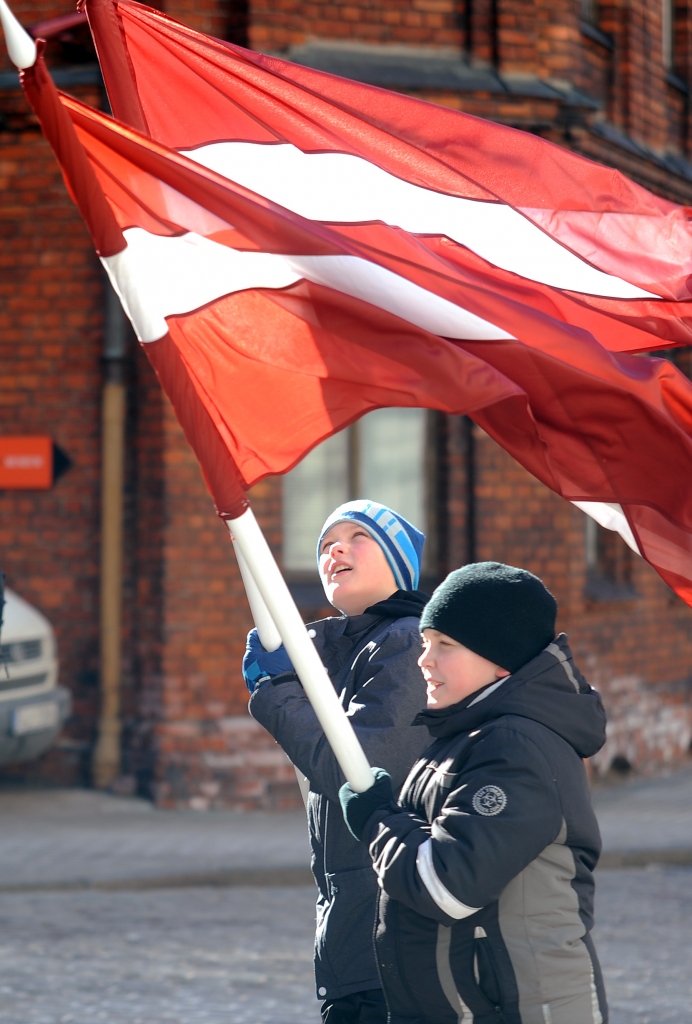 Pēc NA iniciatīvas veidos nodibinājumu Latvijas varoņu piemiņas iemūžināšanai