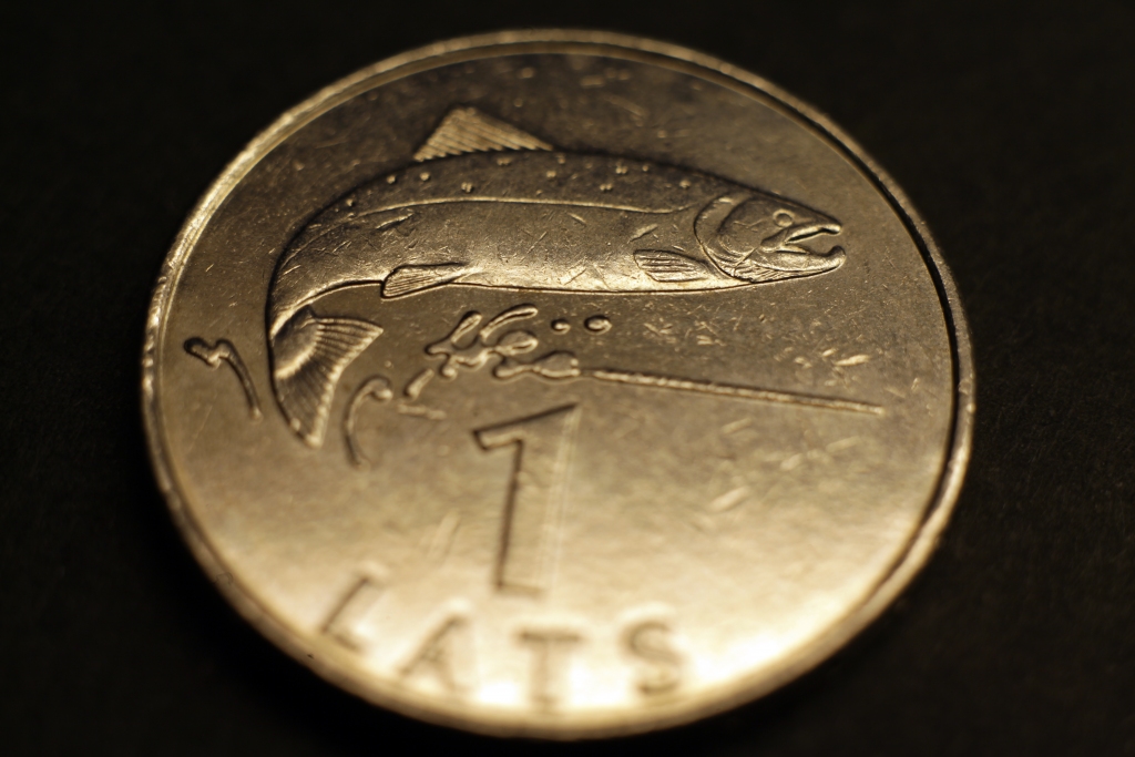 Februāra sākumā Latvijā bijis 1,037 miljardu latu nodokļu parāds