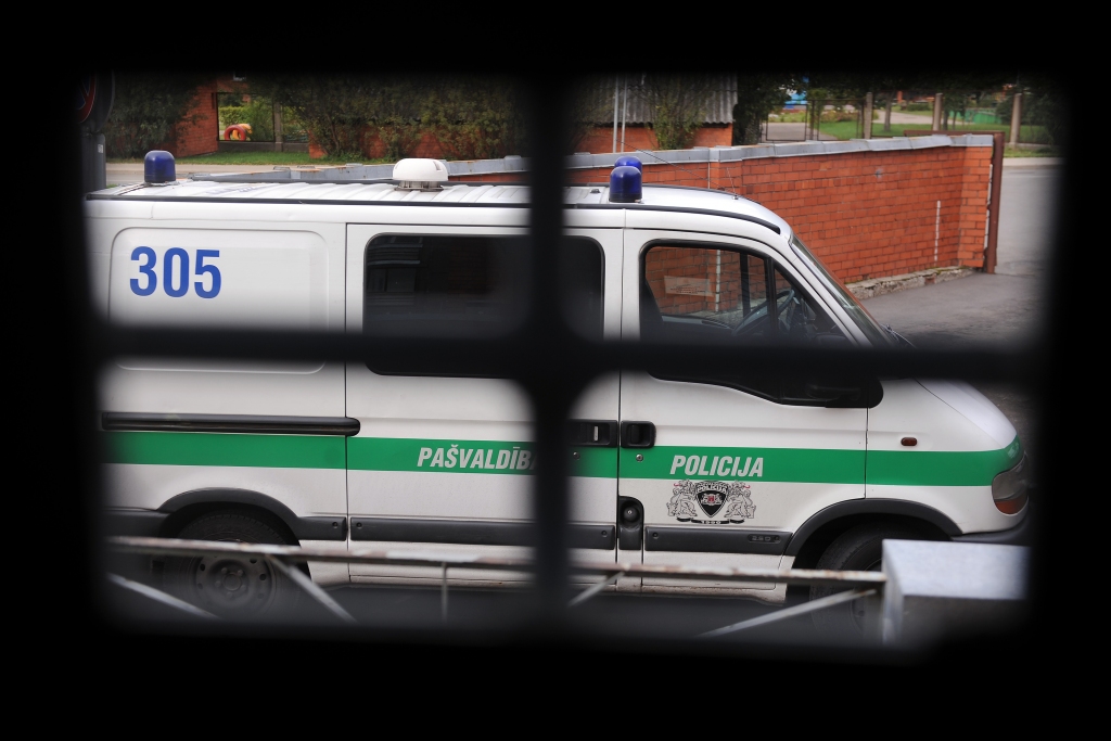 Kriminologs sabiedrības vienaldzību pret likumpārkāpumiem skaidro ar cilvēku atsvešināšanos no sociālajiem procesiem