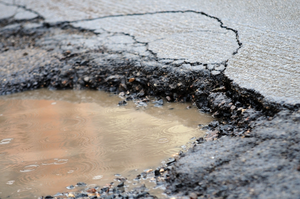 Atkušņa laikā novadu domes ierobežos satiksmi uz autoceļiem