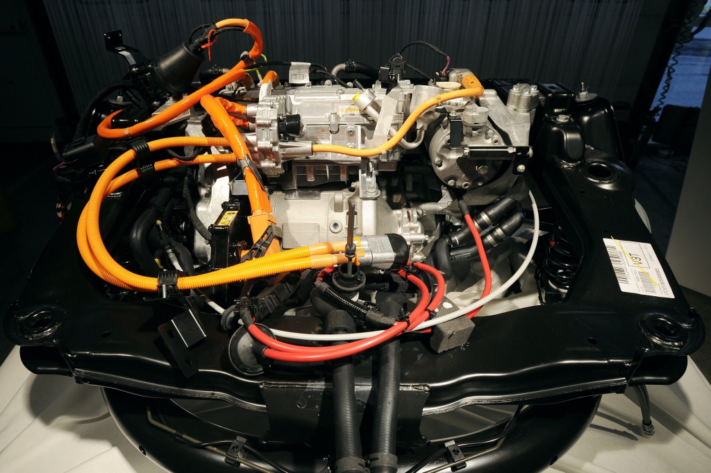 Auto eksperts: elektromobiļi nav piemēroti izmantošanai Latvijā