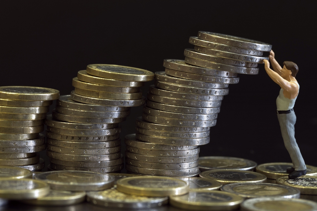 Papildināta - Latvija iemaksām Eiropas Stabilitātes mehānismā nepieciešamo finansējumu aizņemsies