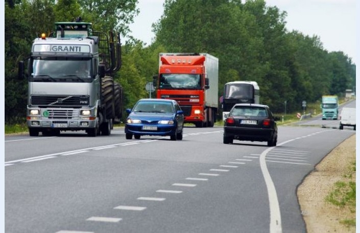 Autoceļu lietošanas nodevu kravas auto plāno ieviest no 2014.gada 1.jūlija
