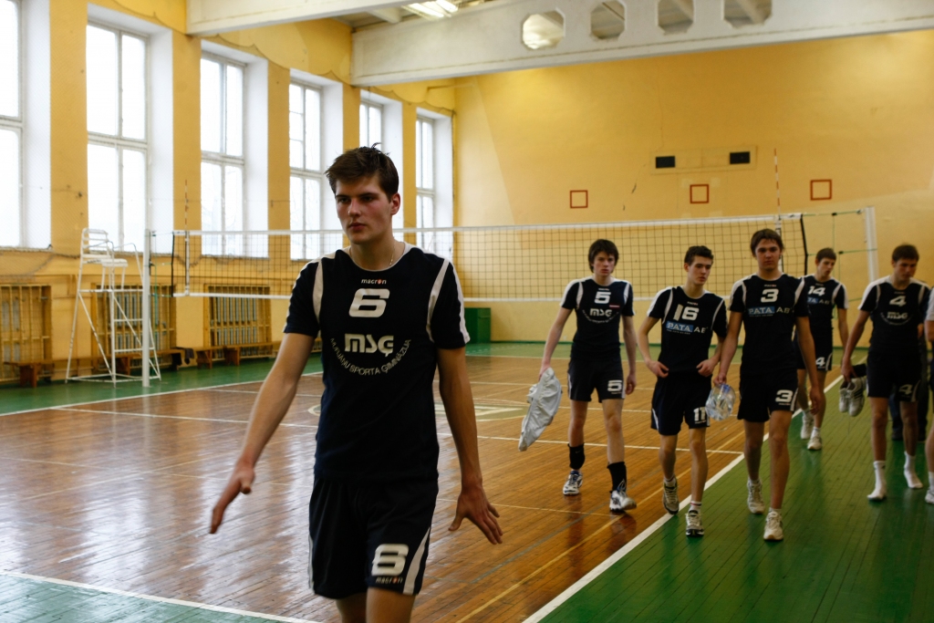 Izķer Murjāņu Sporta ģimnāzijai domāto naudu