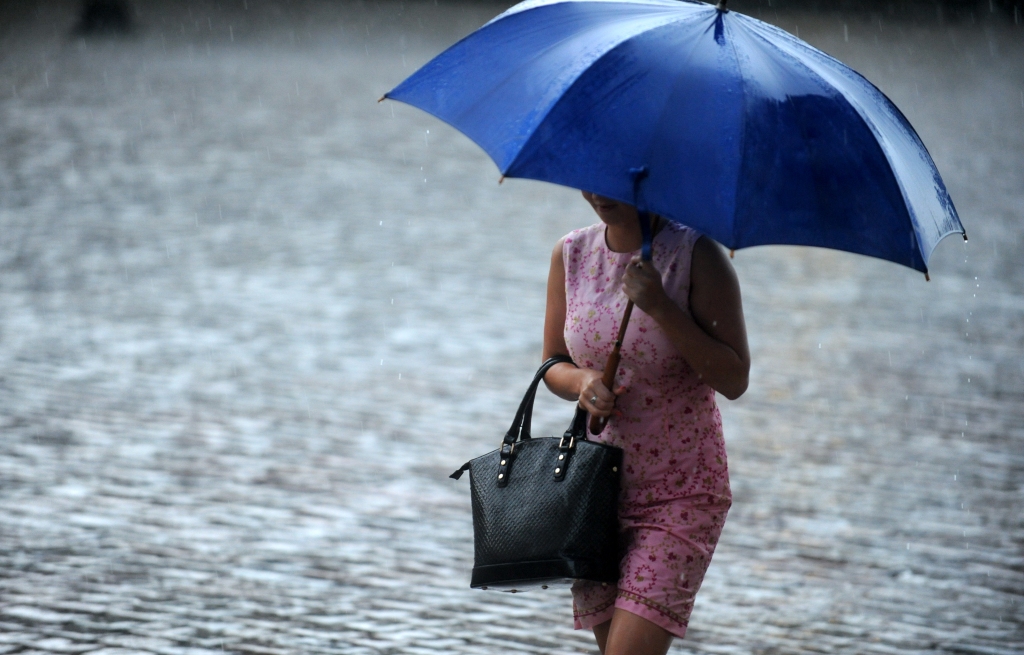 Svētdien gaiss iesils līdz +29 grādiem, sola pērkona lietu