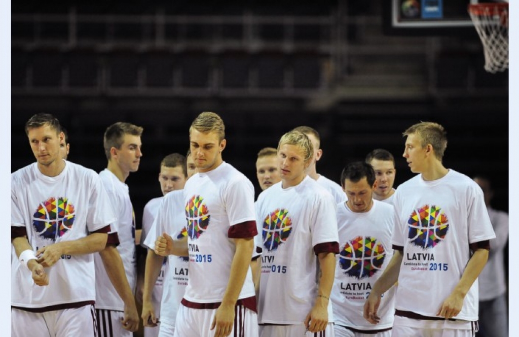 Latvijas basketbola izlasei pārliecinoša uzvara arī Slovākijā