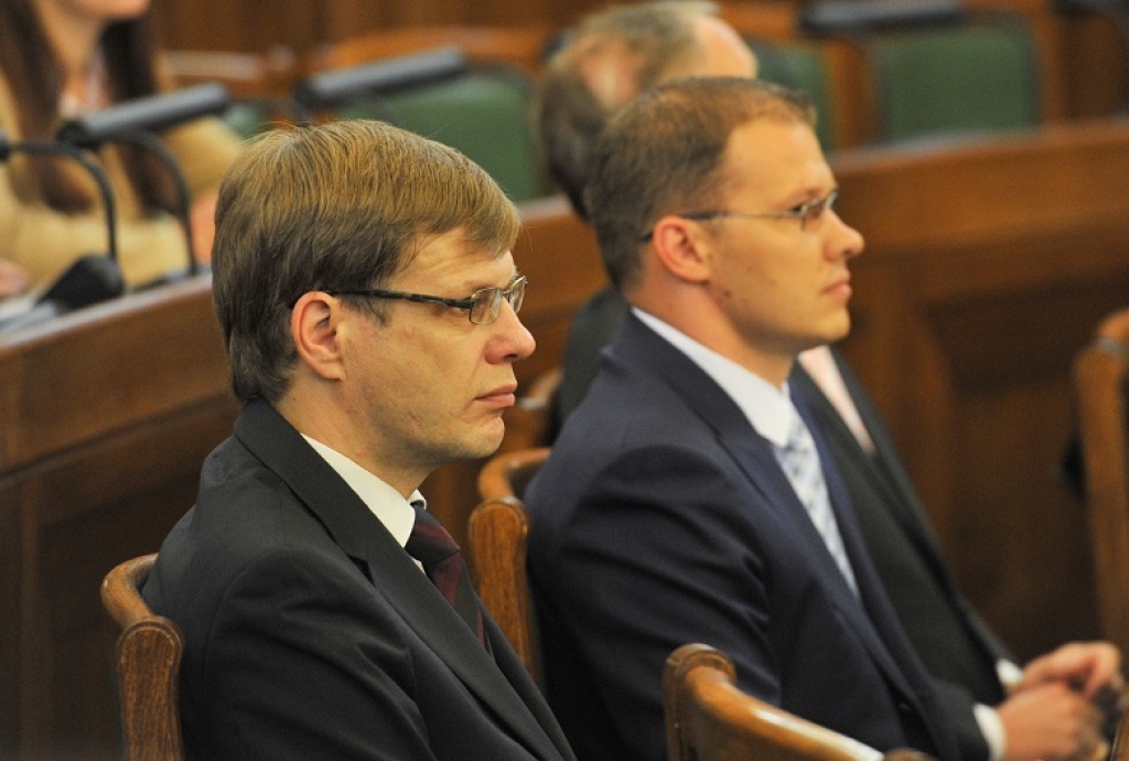 Noraida NA priekšlikumu apturēt termiņuzturēšanās atļauju izsniegšanu Krievijas pilsoņiem