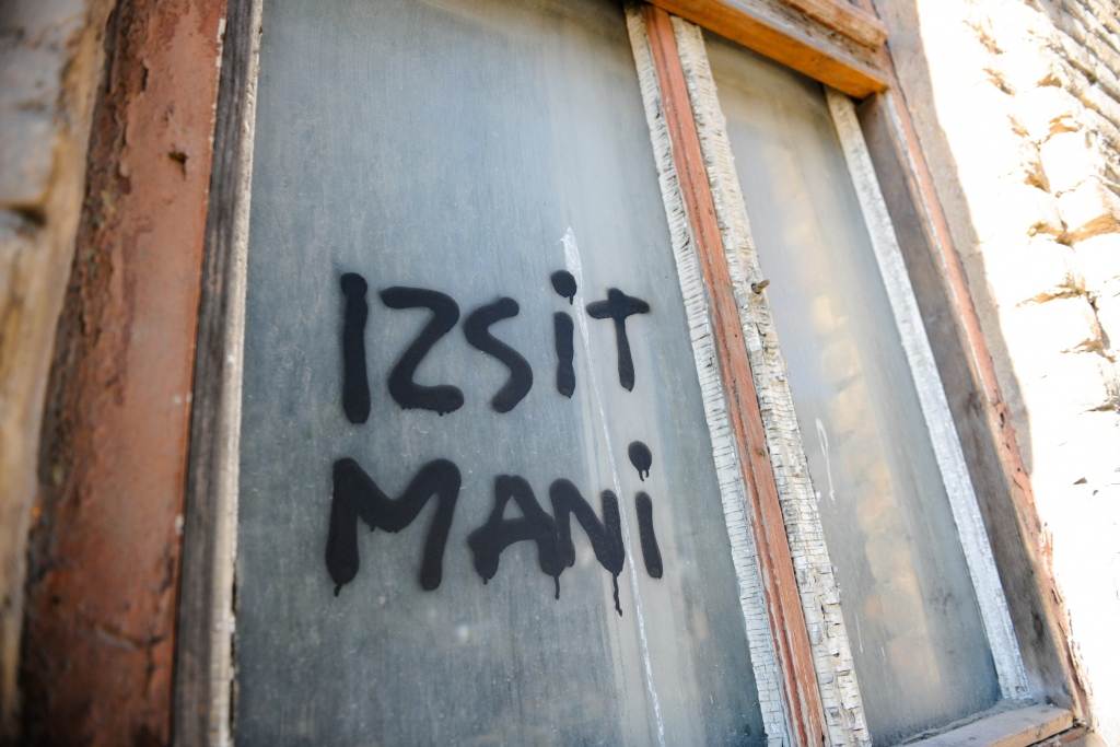 Neatļauti grafiti - cīņa ar vējdzirnavām