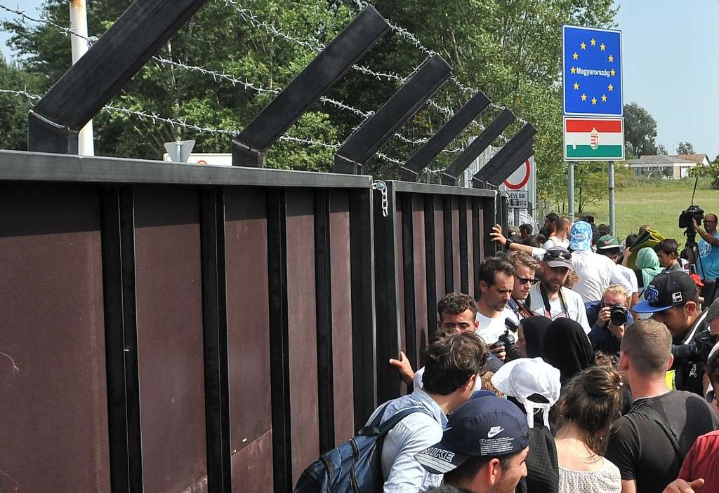 Ungārija nobloķē patvēruma meklētāju iecienītu maršrutu uz Rietumeiropu