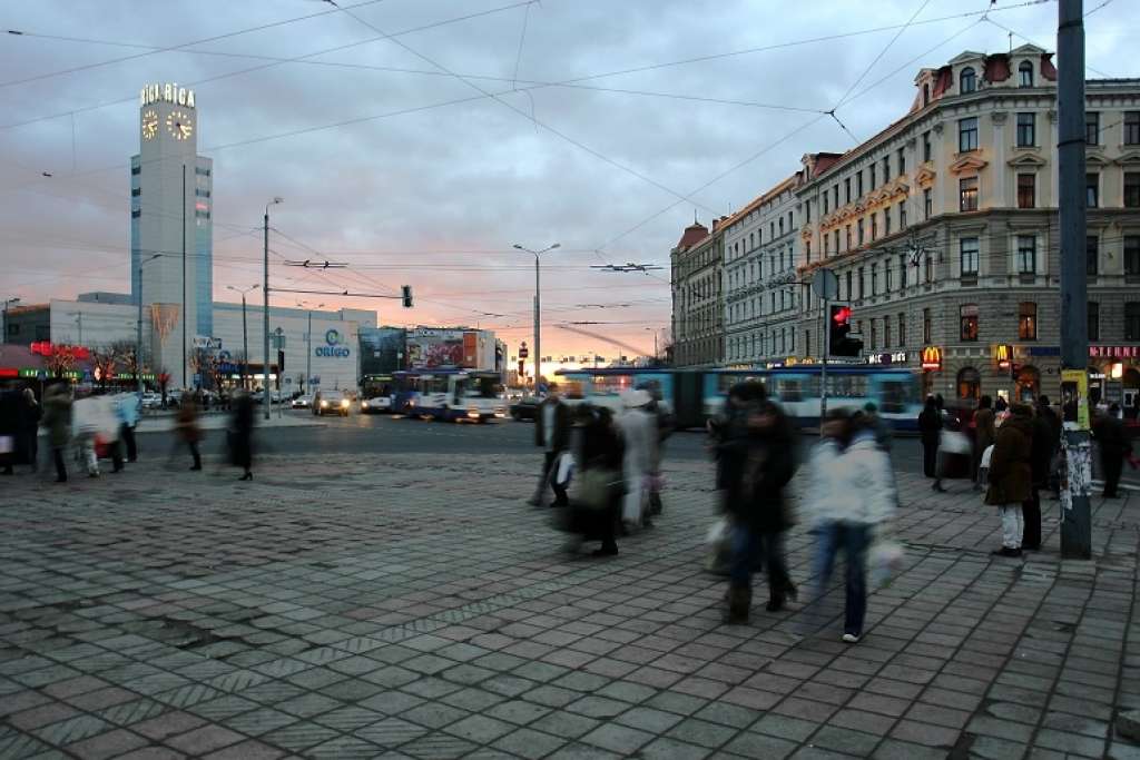 Eurostat: Latvijā 2080.gadā par trešdaļu mazāk iedzīvotāju