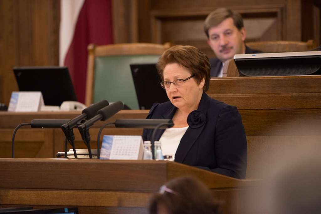 Valdība cer pēc pāris gadiem ieviest obligāto veselības apdrošināšanu