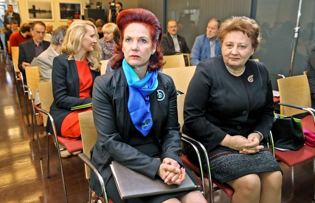 Vienotība cer līdz simtgadei atlabt