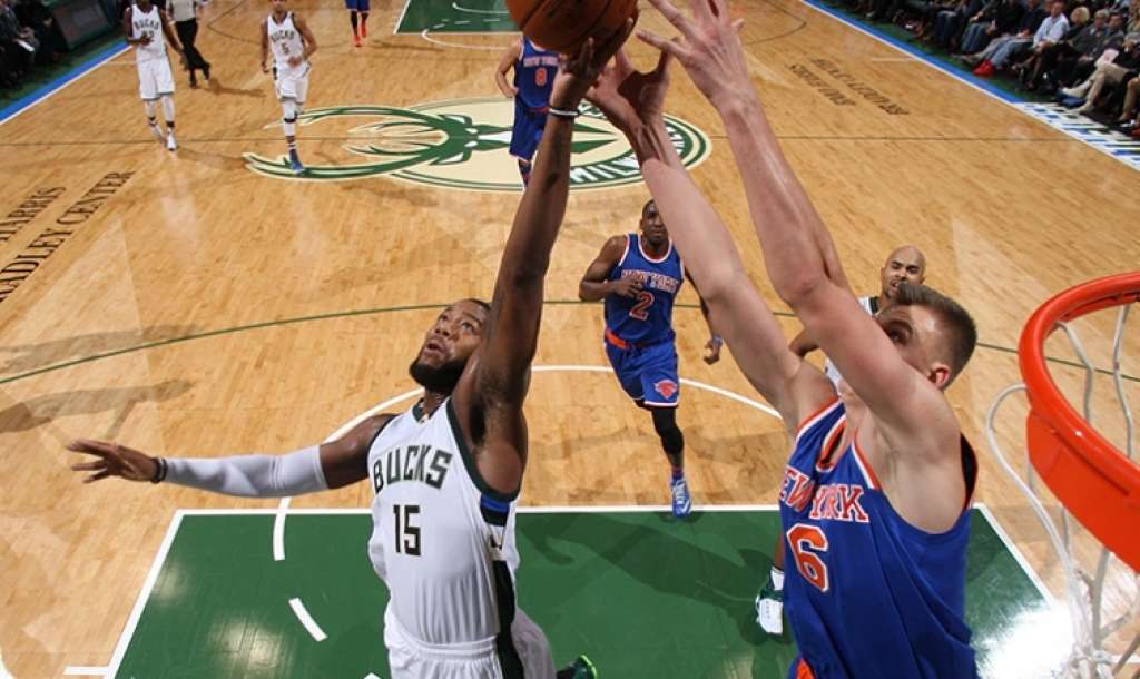 FOTO, VIDEO: Porziņģis NBA debitē ar 16 punktiem, Knicks pārliecinoši uzvar