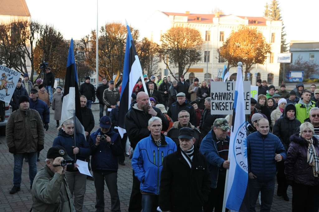 Igauņi rīko mītiņu