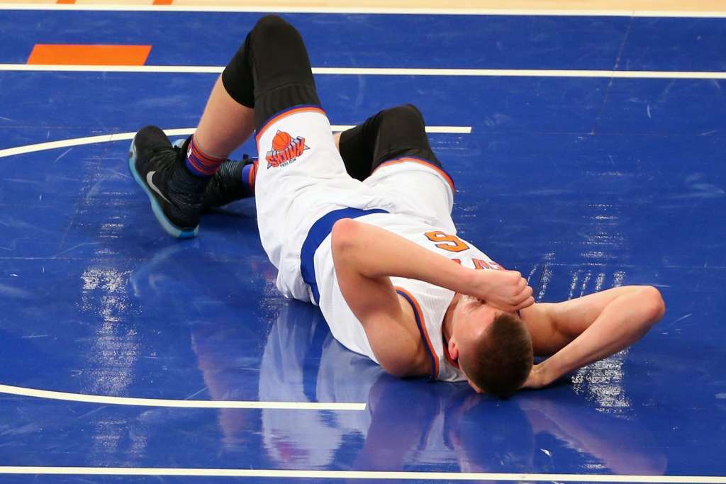papildināts (8:23) - FOTO, VIDEO: Porziņģis gūst pirmo double-double NBA karjerā un traumu