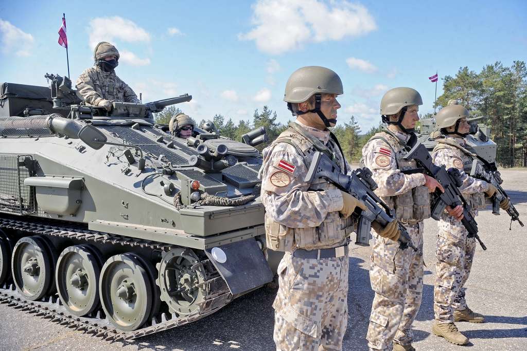 Budžeta projekts armijas zābakos
