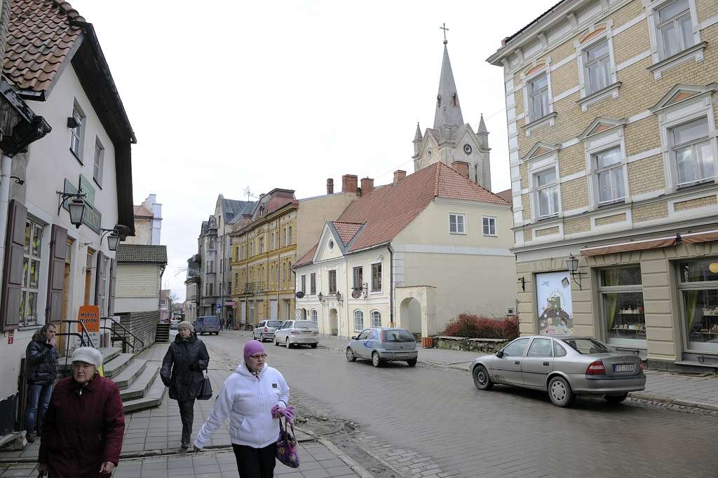 Pašvaldības uz 2016. gadu skatās pozitīvi