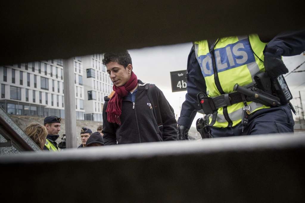 Eiropa piever durvis migrantiem