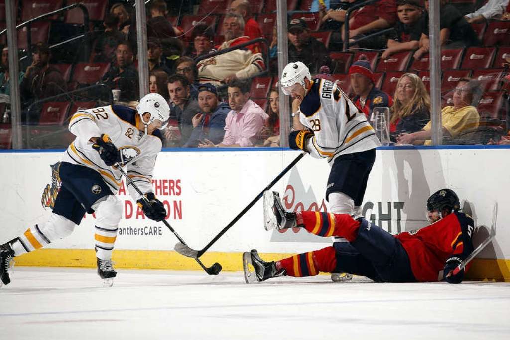 FOTO, VIDEO: Girgensons aktīvs nu jau kārtējā Bufalo Sabres panākumā