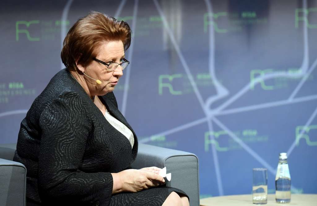 Straujuma atzīst, ka Latvijai būs jāpiedalās maksājumā par bēgļu izvietošanu Turcijā