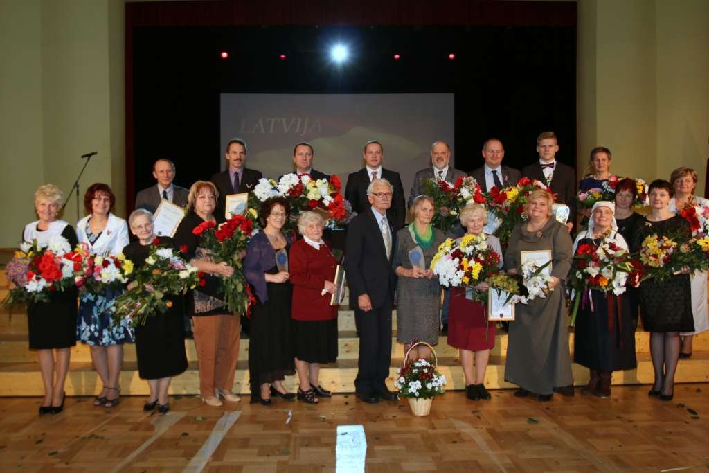 Svētku pasākumā pasniegti Smiltenes novada apbalvojumi