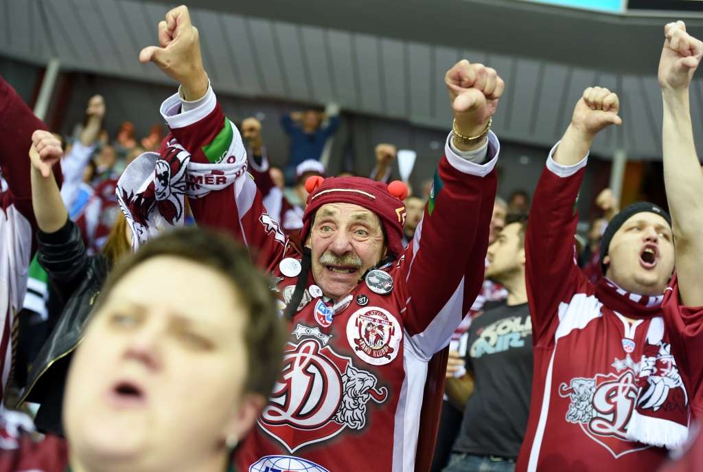 Rīgas Dinamo bez Sestito sastāvā uzņem KHL līderi Lokomotiv (papildināts 18:36)