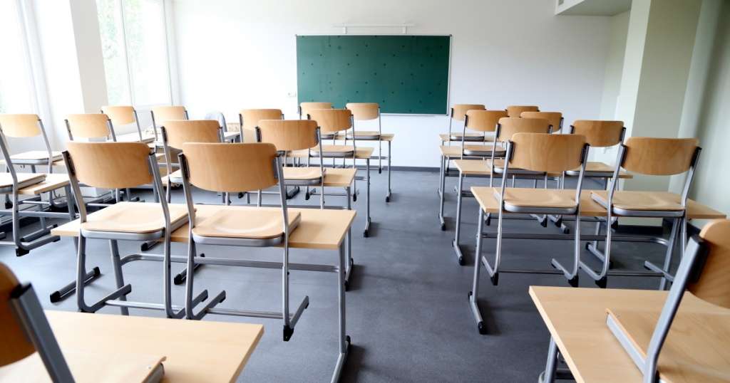 Izglītības un zinātnes darbinieki rīko brīdinājuma streiku