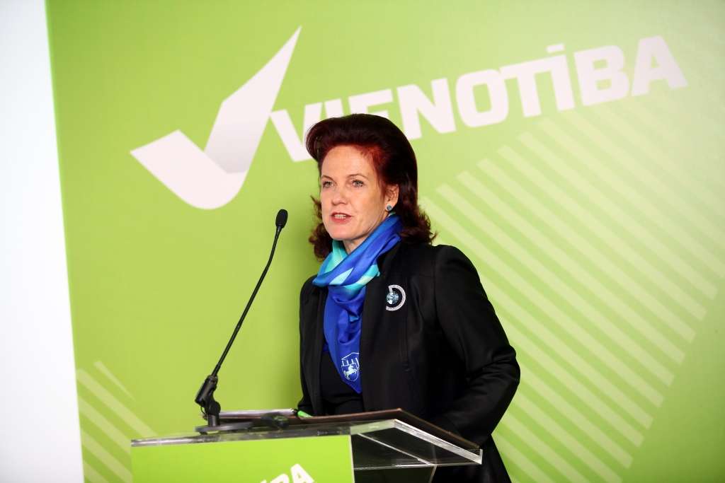 Vismaz seši Vienotības deputāti nav gatavi atbalstīt Āboltiņu kā nākamo premjeri