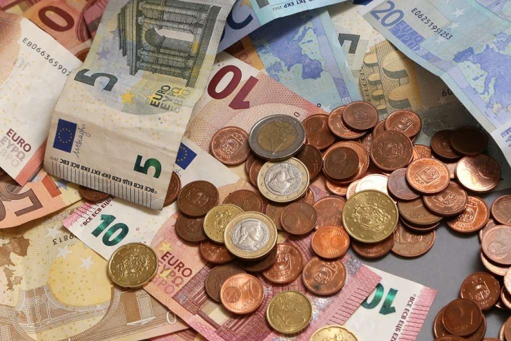 Saeima pieņem vairāku uzņēmēju kritizēto solidaritātes nodokli