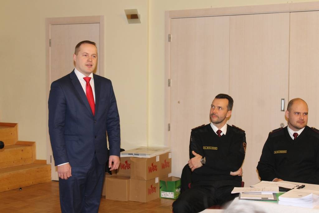 Smiltenē notiek “Civilās aizsardzības un katastrofu pārvaldīšanas likuma” apspriešana