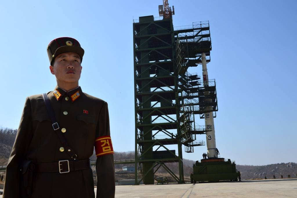 Satelītuzņēmumi liecina, ka Ziemeļkoreja gatavojas raķetes izmēģinājumam