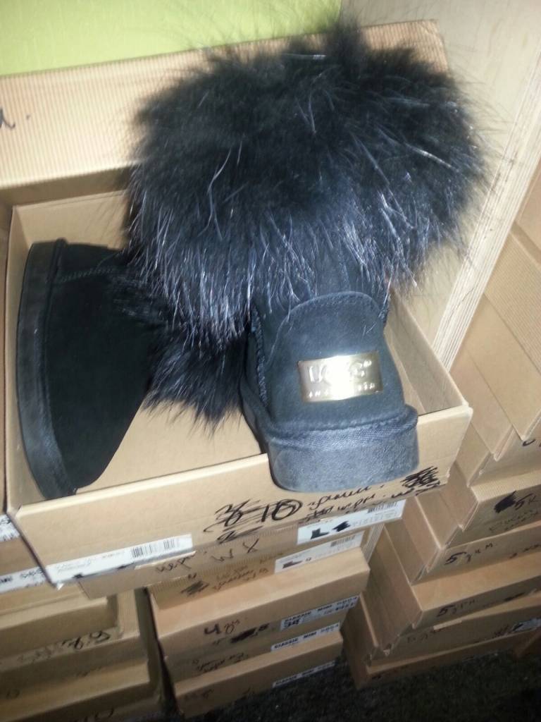 Atkal atklāti viltoti UGG zābaki