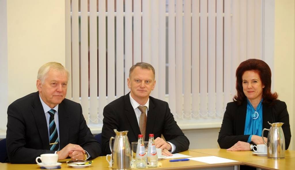 SKDS: Koalīcijas partiju vidū augstākais reitings - ZZS, Vienotības kritiens beidzies