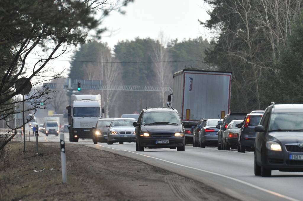 Par PPP projektu ietvaros izbūvētu ceļu naudu no autobraucējiem, visticamāk, neprasīs