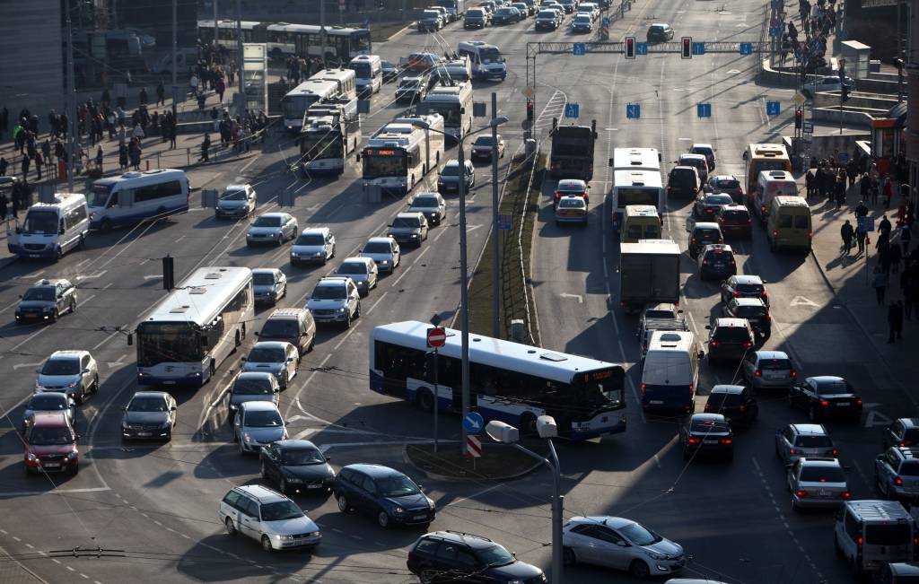 Vai Latvijā varētu ieviest auto tehnisko apskati reizi divos gados?