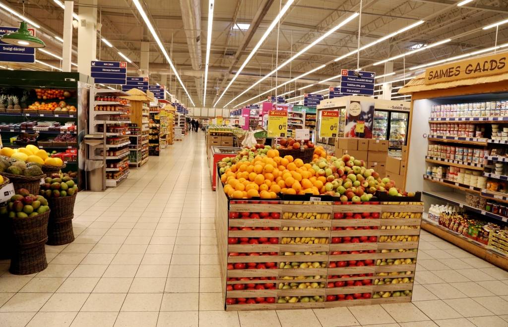 Pēc žurku indes vīstokļa atrašanas veikalā Maxima veiks iekšējo pārbaudi