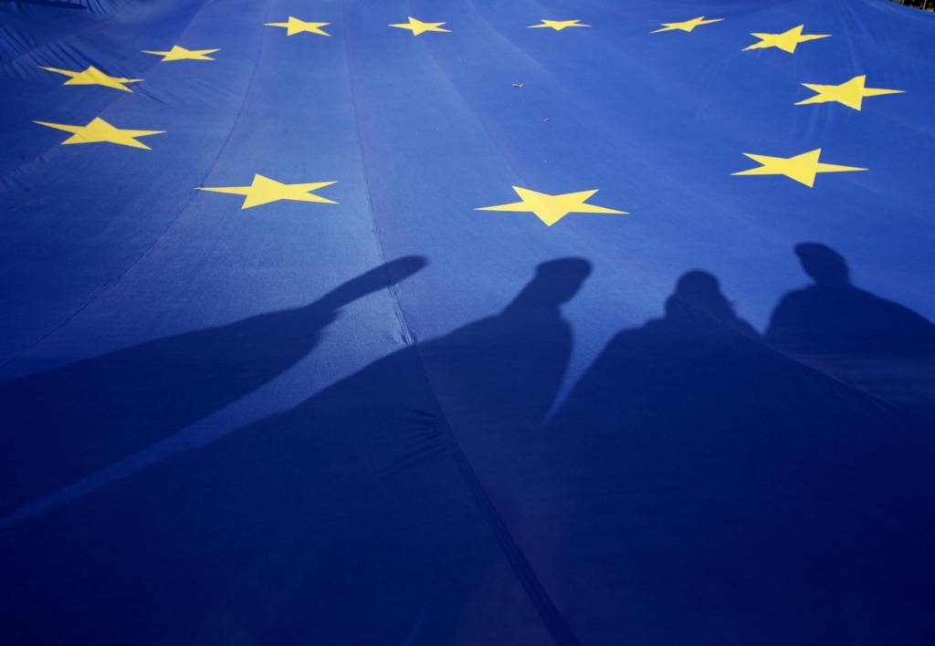 ES aicina Krievijas un Ukrainas konflikta puses izvairīties no eskalācijas