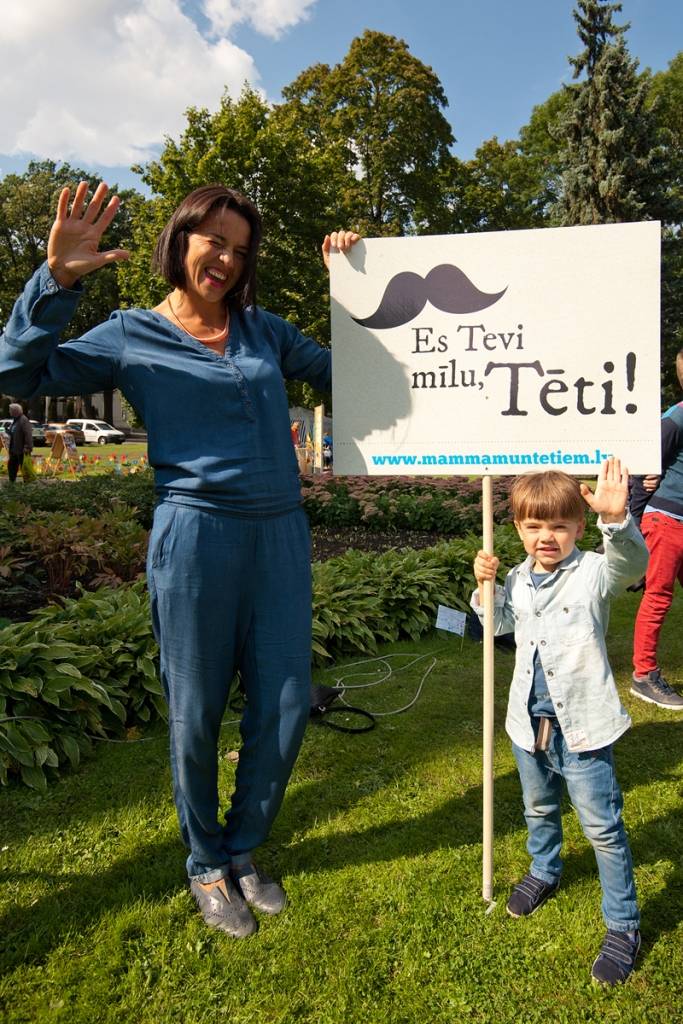 Bērnudārzi aicināti Tēva dienu atzīmēt Tēva dienas festivāla ietvaros